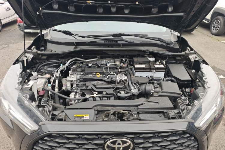 Used Toyota Corolla Cross 2023 2.0L Elite Edition Engine Bay