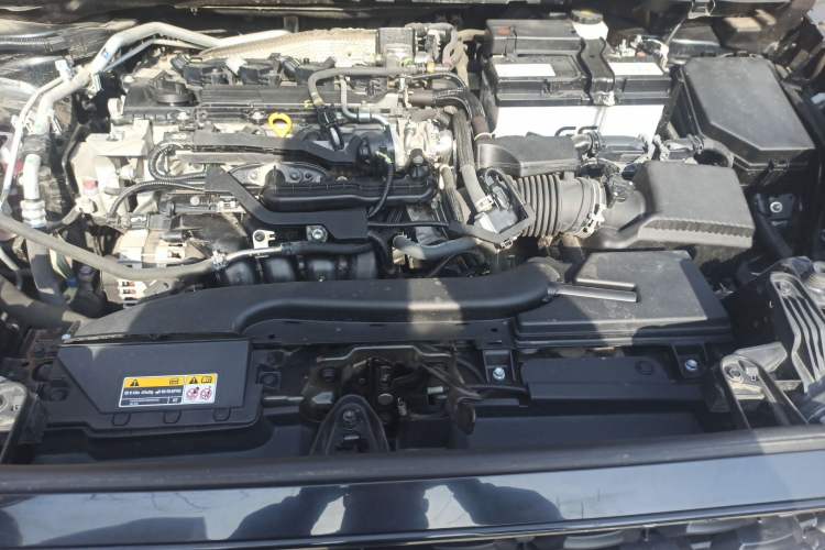 Used Toyota Corolla Cross 2023 2.0L Elite Edition Engine Bay