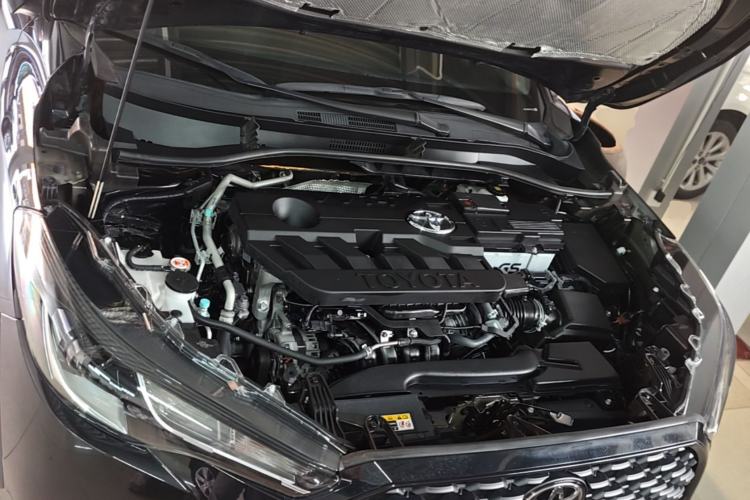 Used Toyota Corolla Cross 2023 2.0L Elite Edition Engine Bay