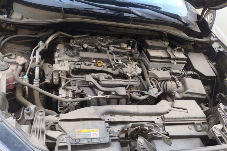 Used Toyota Corolla Cross 2023 2.0L Elite Edition Engine Bay