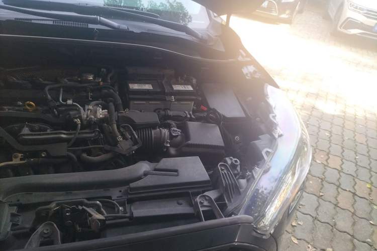 Used Toyota Corolla Cross 2023 2.0L Elite Edition Engine Bay Left
