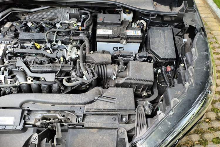 Used Toyota Corolla Cross 2023 2.0L Elite Edition Engine Bay Left