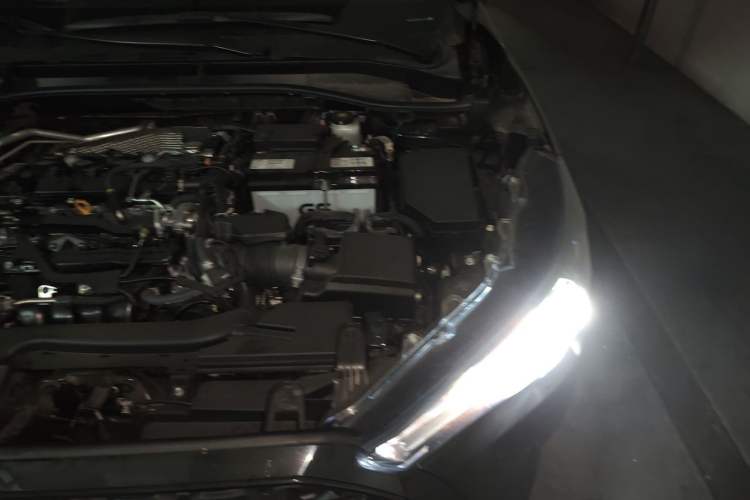 Used Toyota Corolla Cross 2023 2.0L Elite Edition Engine Bay Left