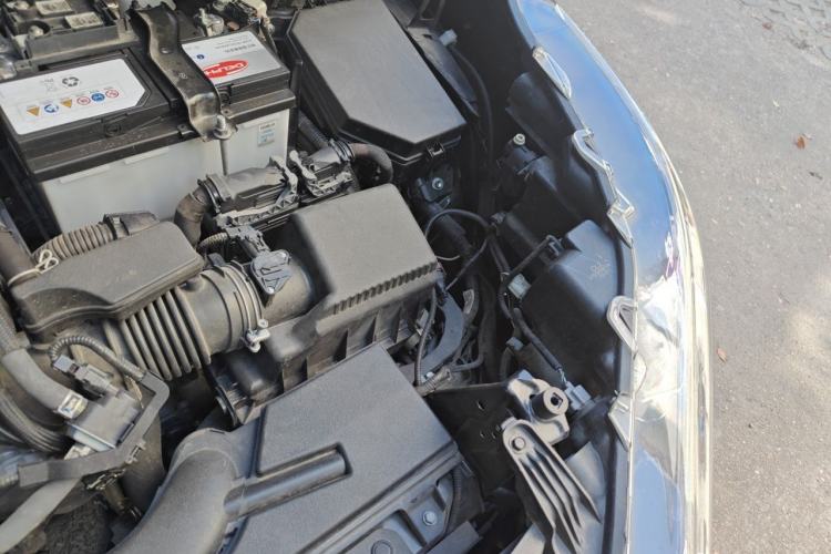 Used Toyota Corolla Cross 2023 2.0L Elite Edition Engine Bay Left