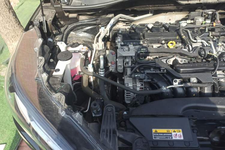 Used Toyota Corolla Cross 2023 2.0L Elite Edition Engine Bay Right