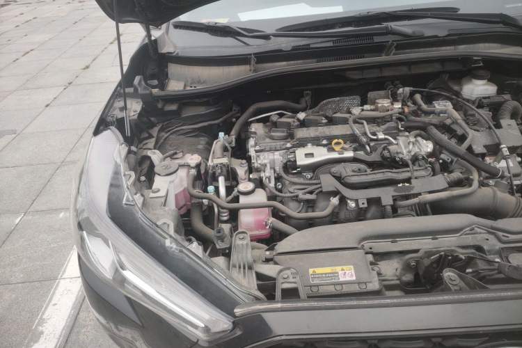 Used Toyota Corolla Cross 2023 Dual-Motor 2.0L Elite Edition Engine Bay Right
