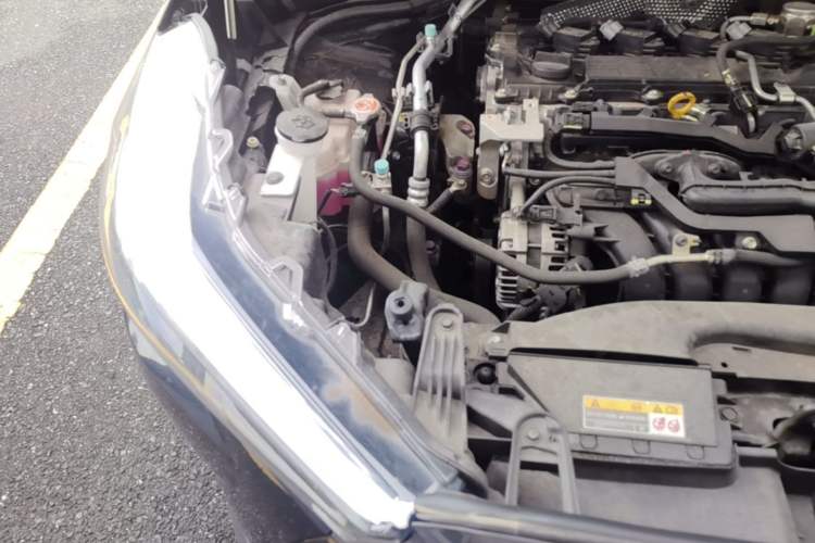 Used Toyota Corolla Cross 2023 2.0L Elite Edition Engine Bay Right