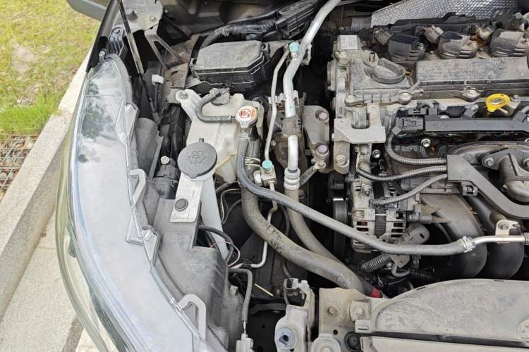 Used Toyota Corolla Cross 2023 2.0L Pioneer Edition Engine Bay Right