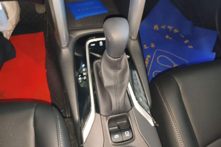 Used Toyota Corolla Cross 2023 2.0L Pioneer Edition Gear Lever