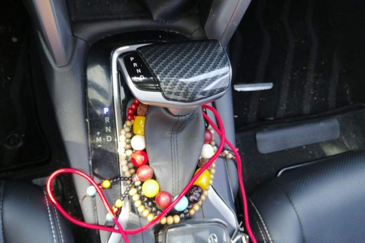 Used Toyota Corolla Cross 2023 2.0L Elite Edition Gear Lever