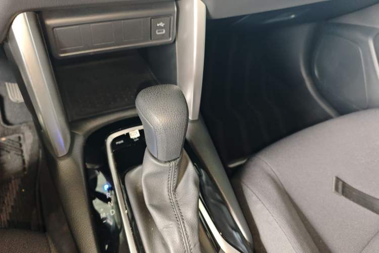 Used Toyota Corolla Cross 2023 2.0L Pioneer Edition Gear Lever