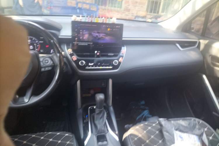 Used Toyota Corolla Cross 2023 2.0L Elite Edition Headliner