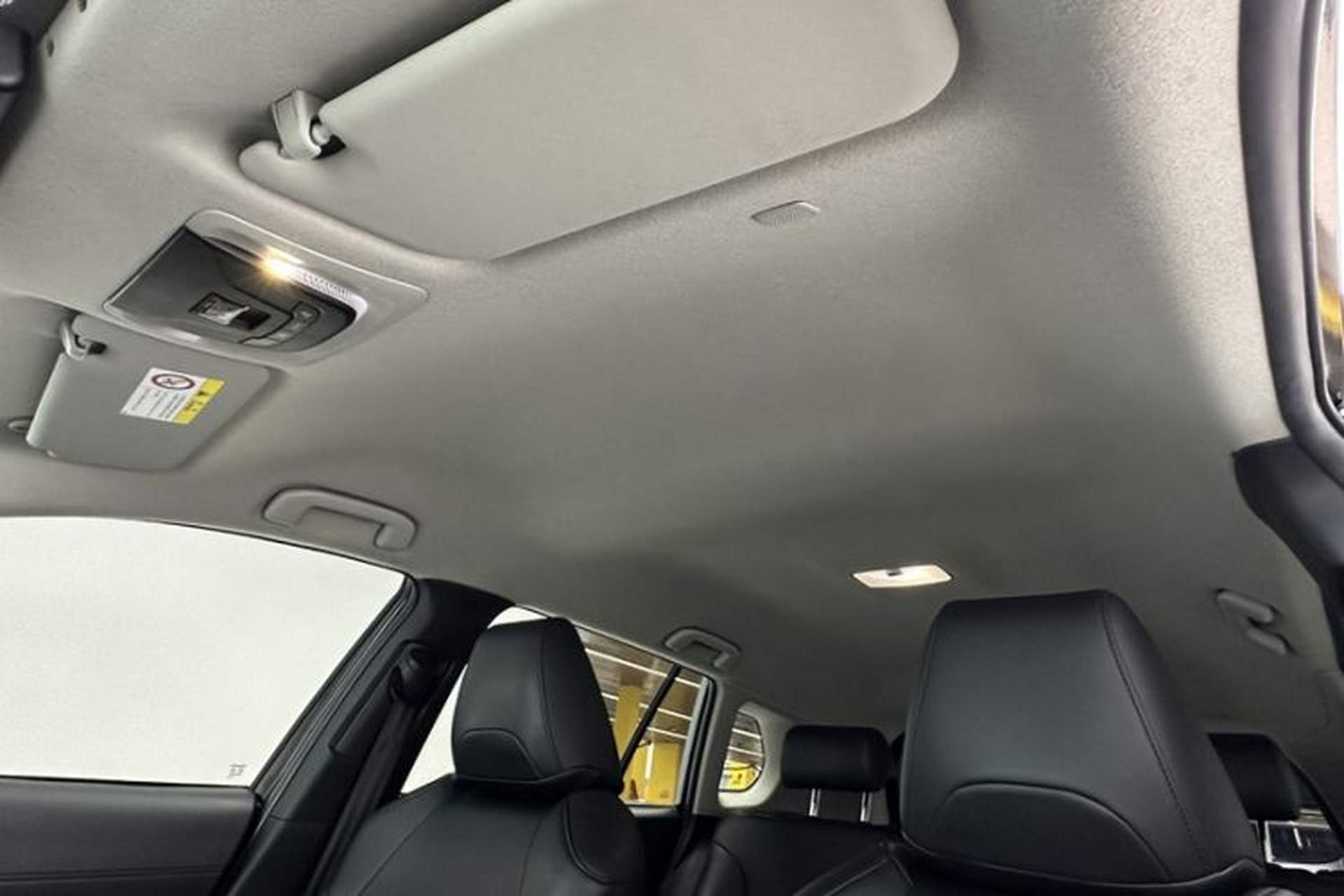 Used Toyota Corolla Cross 2023 Dual-Motor 2.0L Pioneer Edition Headliner