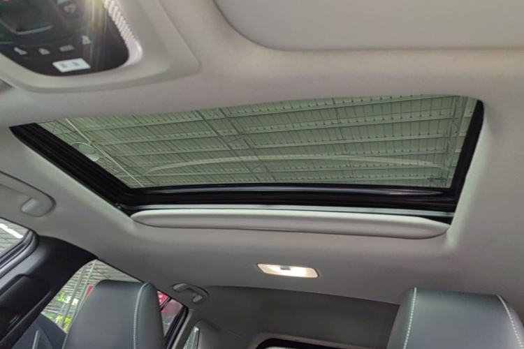 Used Toyota Corolla Cross 2023 Dual-Motor 2.0L Elite Edition Headliner