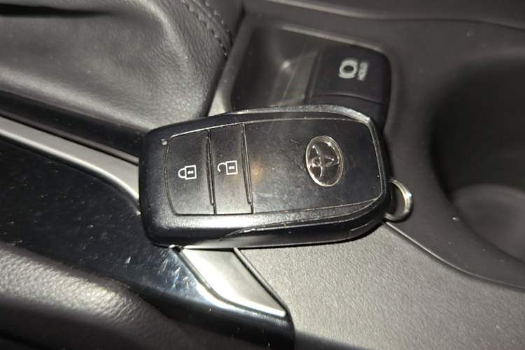 Used Toyota Corolla Cross 2023 2.0L Elite Edition Interior 1