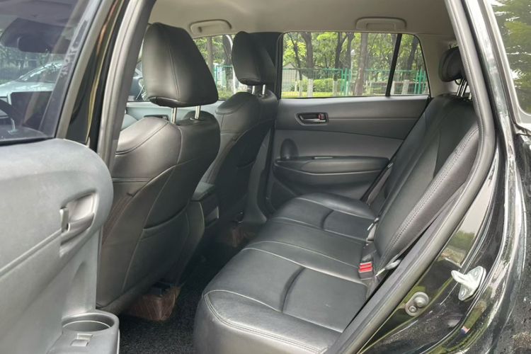 Used Toyota Corolla Cross 2023 2.0L Pioneer Edition Interior 2