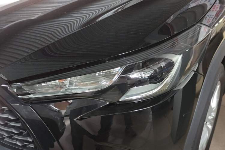 Used Toyota Corolla Cross 2023 2.0L Elite Edition Left Front Headlight
