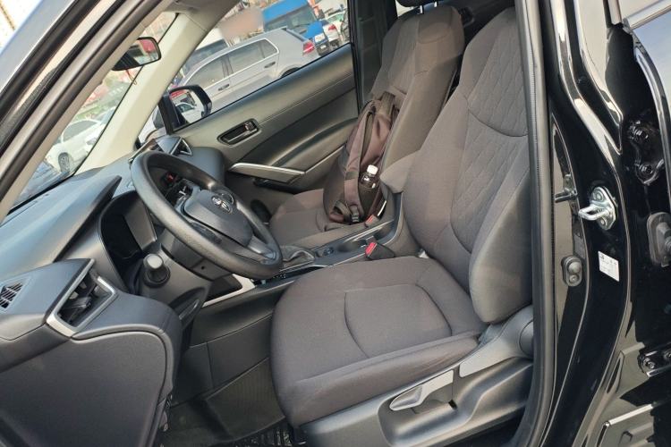 Used Toyota Corolla Cross 2023 2.0L Elite Edition Left Front Seat