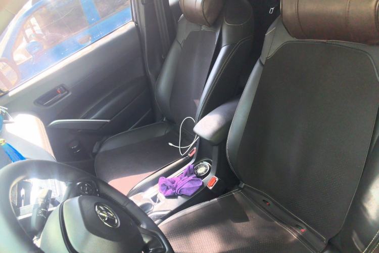 Used Toyota Corolla Cross 2023 Dual-Motor 2.0L Pioneer Edition Left Front Seat