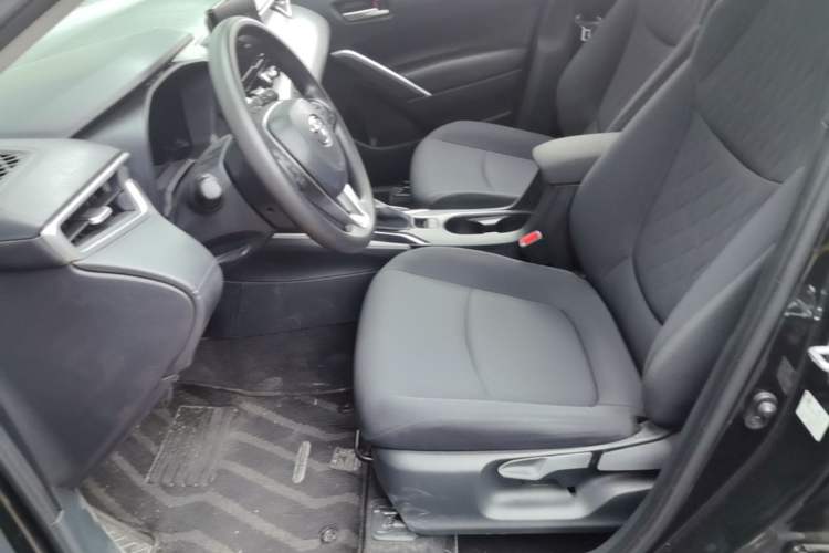 Used Toyota Corolla Cross 2023 2.0L Elite Edition Left Front Seat