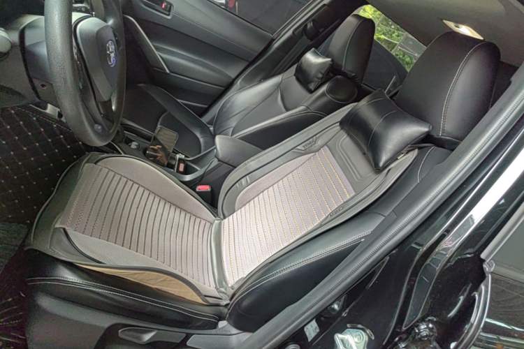 Used Toyota Corolla Cross 2023 Dual-Motor 2.0L Elite Edition Left Front Seat