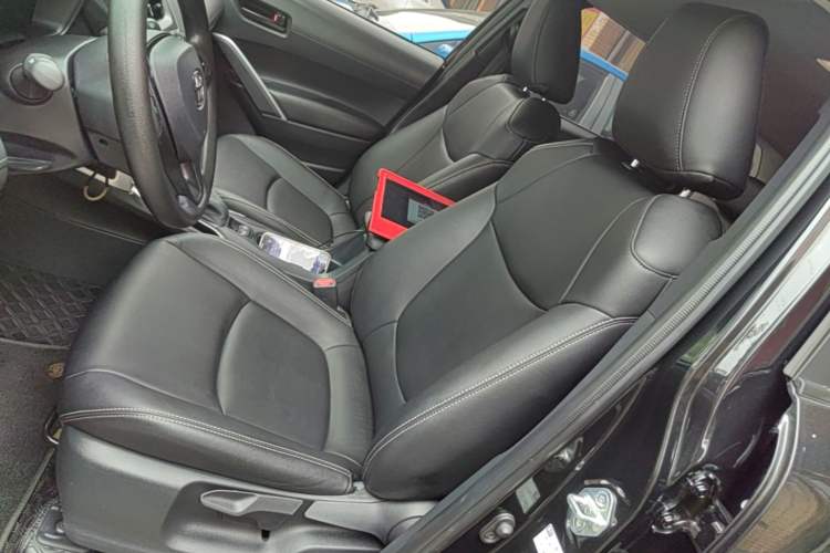 Used Toyota Corolla Cross 2023 2.0L Pioneer Edition Left Front Seat