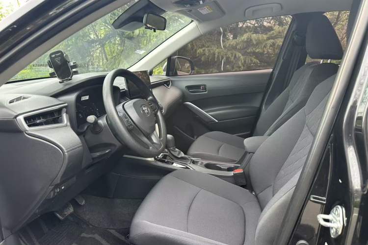 Used Toyota Corolla Cross 2023 2.0L Pioneer Edition Left Front Seat