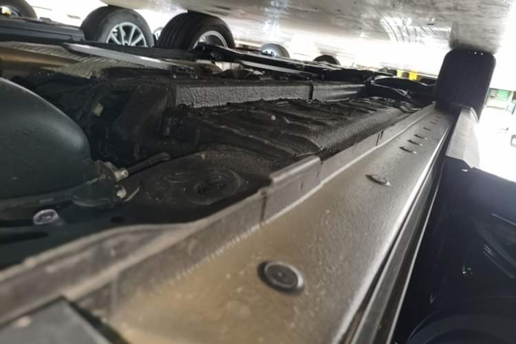 Used Toyota Corolla Cross 2023 2.0L Pioneer Edition Left Side Sill