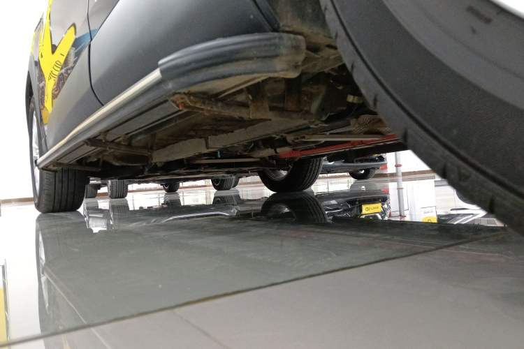 Used Toyota Corolla Cross 2023 Dual-Motor 2.0L Elite Edition Left Side Sill