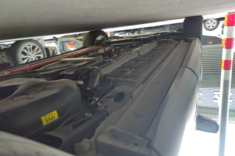 Used Toyota Corolla Cross 2023 Dual-Motor 2.0L Elite Edition Left Side Sill