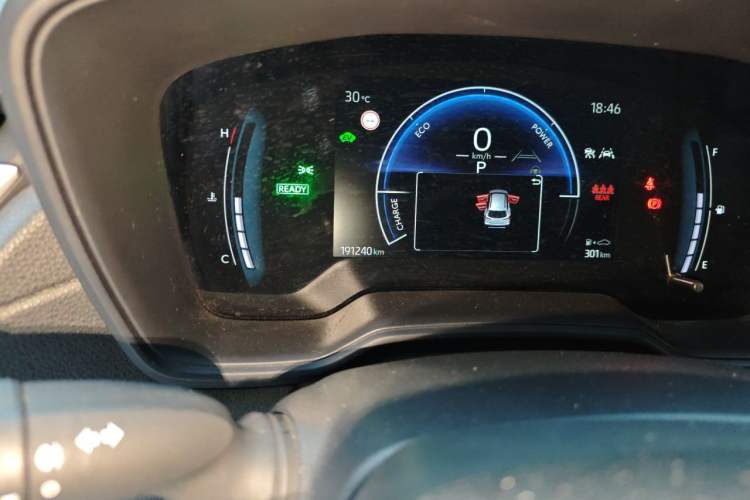 Used Toyota Corolla Cross 2023 Dual-Motor 2.0L Pioneer Edition Odometer Close Up