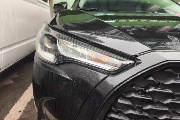 Used Toyota Corolla Cross 2023 Dual-Motor 2.0L Pioneer Edition Right Front Headlight