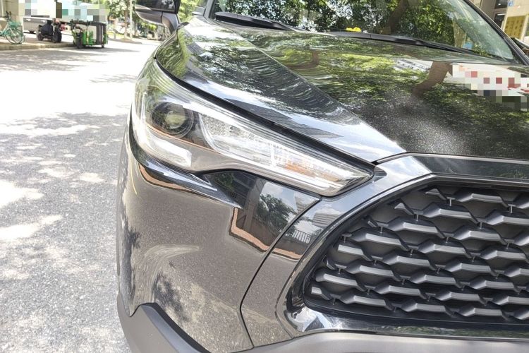 Used Toyota Corolla Cross 2023 2.0L Pioneer Edition Right Front Headlight