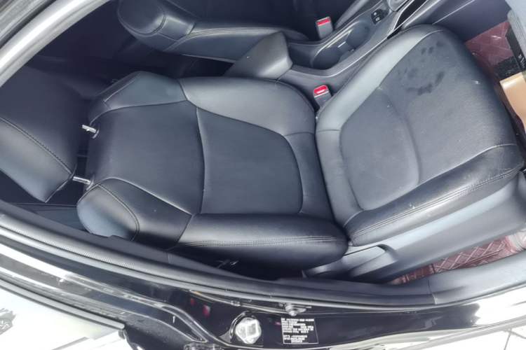 Used Toyota Corolla Cross 2023 2.0L Pioneer Edition Right Front Seat
