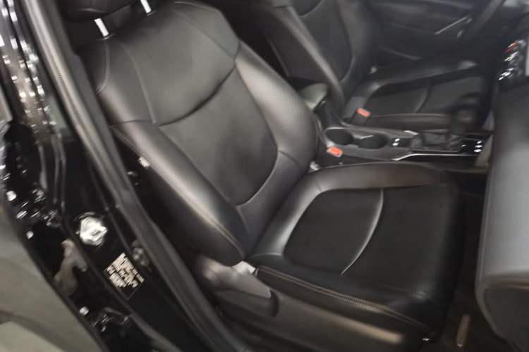 Used Toyota Corolla Cross 2023 2.0L Pioneer Edition Right Front Seat