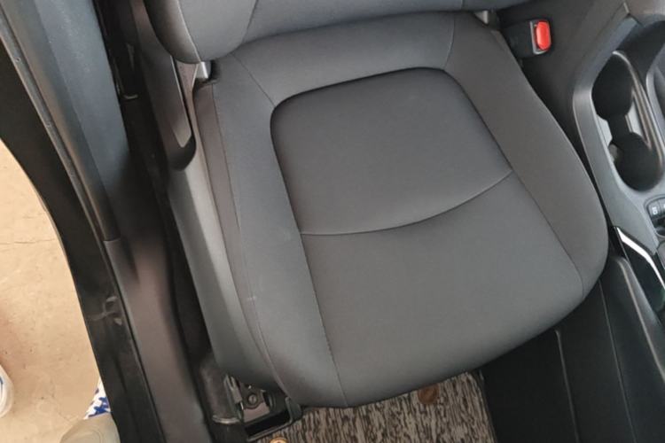 Used Toyota Corolla Cross 2023 Dual-Motor 2.0L Pioneer Edition Right Front Seat