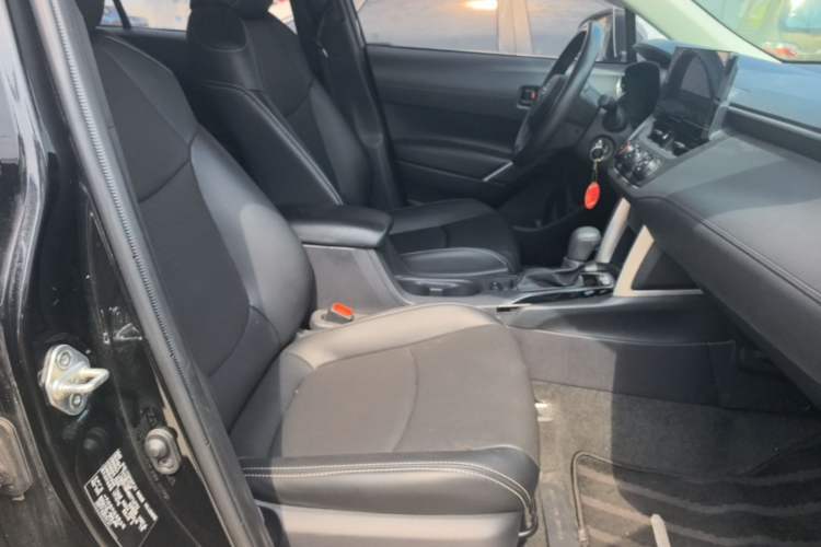 Used Toyota Corolla Cross 2023 2.0L Pioneer Edition Right Front Seat