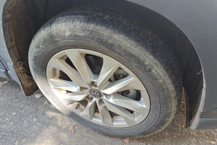 Used Toyota Corolla Cross 2023 2.0L Elite Edition Right Front Wheel Hub