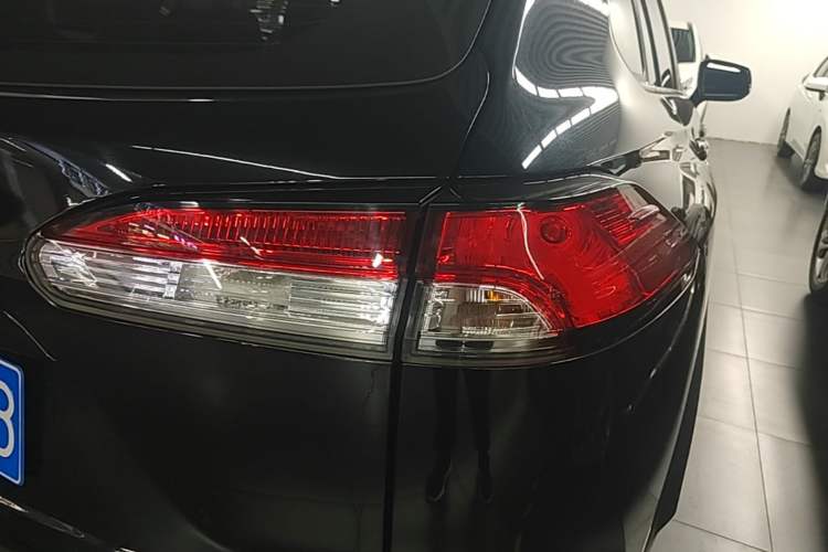 Used Toyota Corolla Cross 2023 2.0L Pioneer Edition Right Rear Taillight