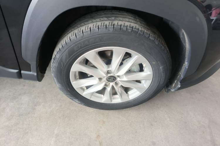 Used Toyota Corolla Cross 2023 2.0L Elite Edition Right Rear Wheel Hub