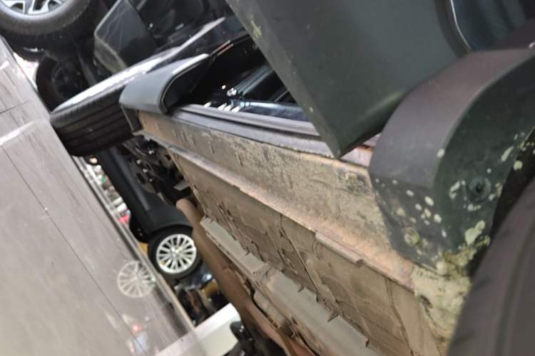 Used Toyota Corolla Cross 2023 2.0L Elite Edition Right Side Sill