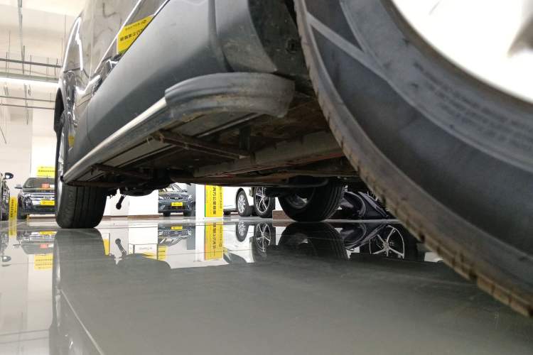 Used Toyota Corolla Cross 2023 Dual-Motor 2.0L Elite Edition Right Side Sill