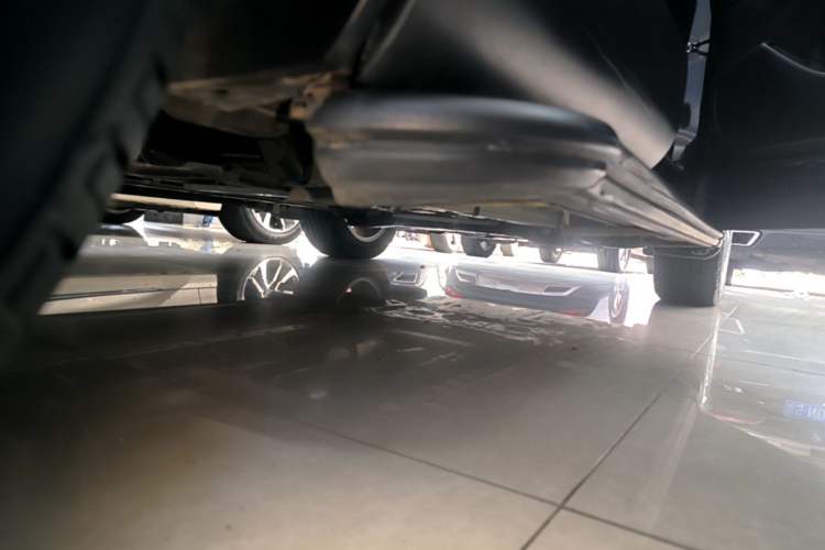 Used Toyota Corolla Cross 2023 2.0L Elite Edition Right Side Sill