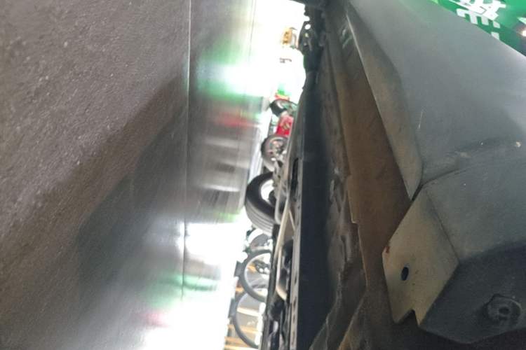 Used Toyota Corolla Cross 2023 Dual-Motor 2.0L Pioneer Edition Right Side Sill