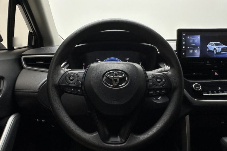 Used Toyota Corolla Cross 2023 Dual-Motor 2.0L Pioneer Edition Steering Wheel