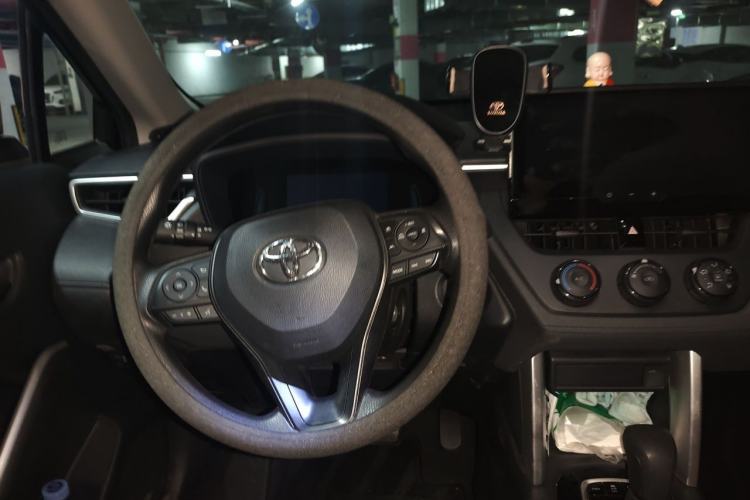 Used Toyota Corolla Cross 2023 2.0L Pioneer Edition Steering Wheel