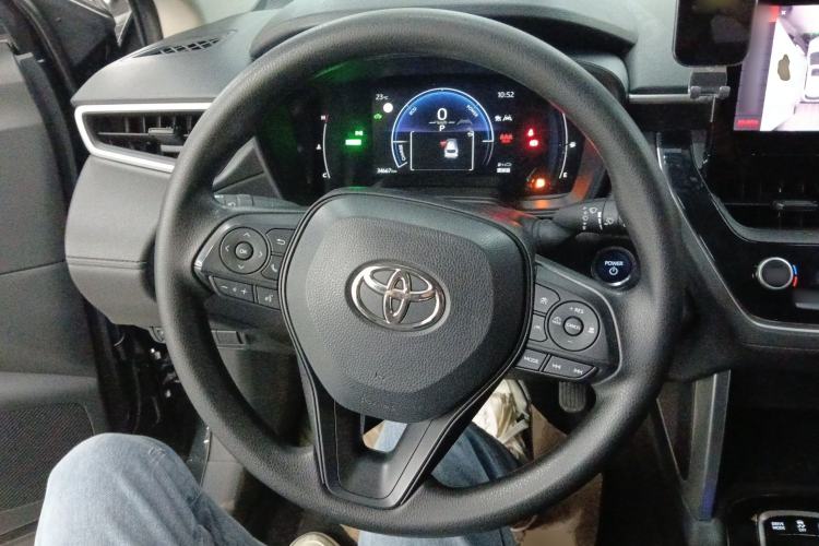Used Toyota Corolla Cross 2023 Dual-Motor 2.0L Elite Edition Steering Wheel