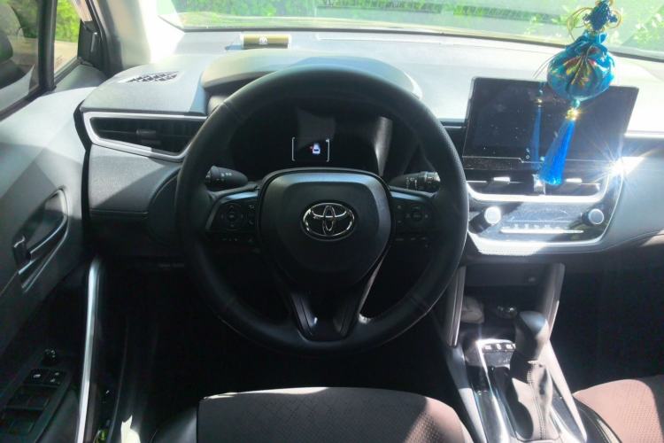 Used Toyota Corolla Cross 2023 Dual-Motor 2.0L Pioneer Edition Steering Wheel