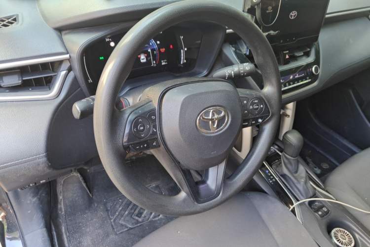 Used Toyota Corolla Cross 2023 2.0L Elite Edition Steering Wheel
