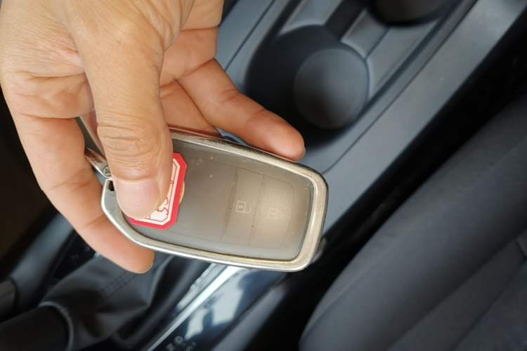 Used Toyota Corolla Cross 2023 Dual-Motor 2.0L Pioneer Edition Vehicle Key